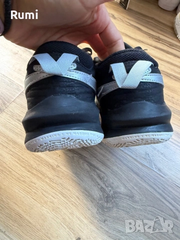 Оригинални високи маратонки Nike Team Hustle! 38 н, снимка 6 - Маратонки - 54730241