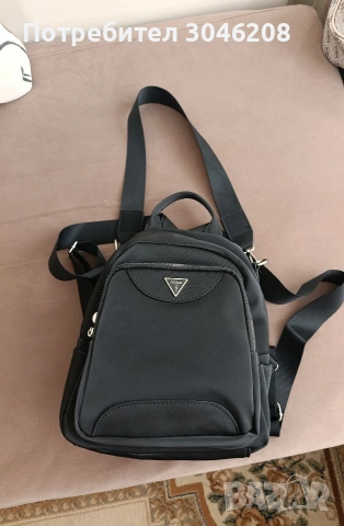 Дамска раница GUESS НОВА