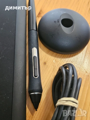 Wacom Intuos Pro Small PTH-460 – професионален графичен таблет с писалка, снимка 2 - Таблети - 54377420