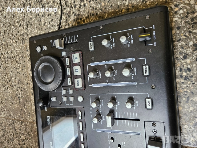 DJ пулт Numark HDMIX, снимка 4 - Ресийвъри, усилватели, смесителни пултове - 54904221