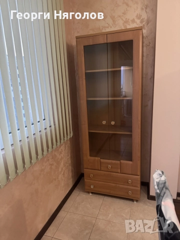 Шкаф за сувенири , снимка 2 - Шкафове - 55683185