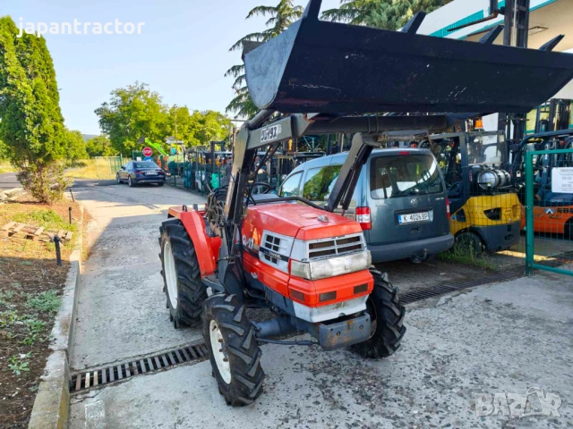 Трактор Kubota ТОВАРАЧ ОРИГИНАЛЕН, снимка 6 - Селскостопанска техника - 54820925