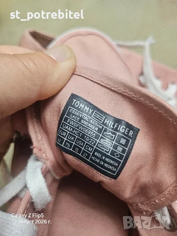 Tommy Hilfiger Women's Essential Kesha , снимка 5 - Кецове - 55647403