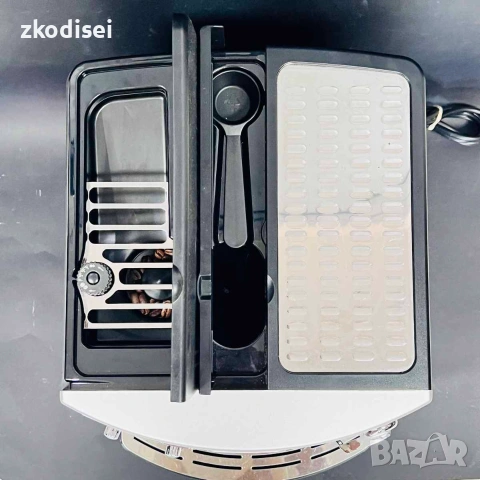 Кафемашина DELONGHI ESAM3200.S, снимка 2 - Кафемашини - 55111890
