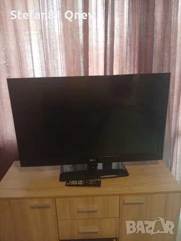 Телевизор 42 инча Lg
