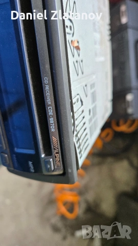 mp3 player ALPINE cde-9870r, снимка 3 - Аксесоари и консумативи - 54732773