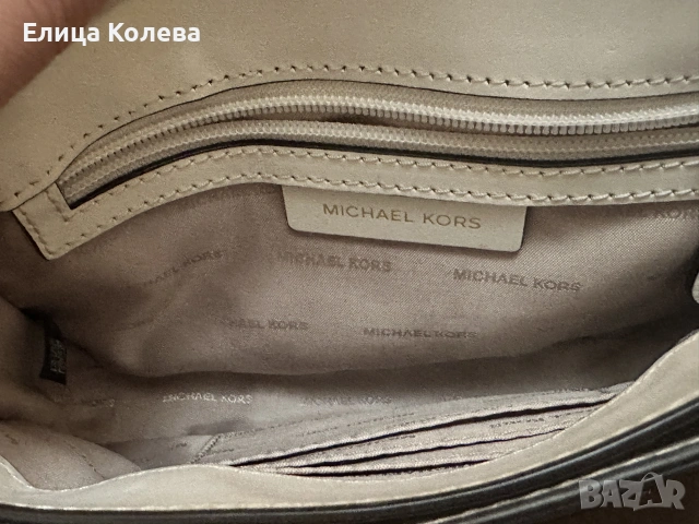 Michael Kors малка кожена чанта, снимка 4 - Чанти - 55211855