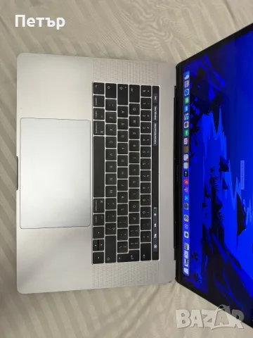 Продавам Apple MacBook Pro 15” (2016) – Core i7, 16GB RAM, AMD Radeon Pro, отлично състояние, снимка 3 - Лаптопи за работа - 55344056