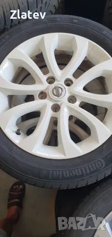Комплект оригинални бели джанти 17" 5x114.3 за Nissan Juke с ПЕРФЕКТНИ летни гуми Continental – 4 бр
