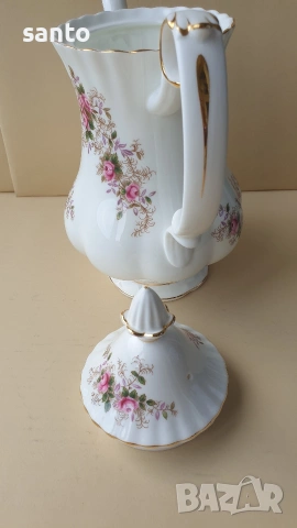 Royal Albert-Лавандулова Роза., снимка 7 - Антикварни и старинни предмети - 54661519