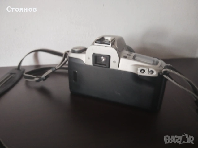 Камера Canon EOS 500N, снимка 8 - Фотоапарати - 55223794
