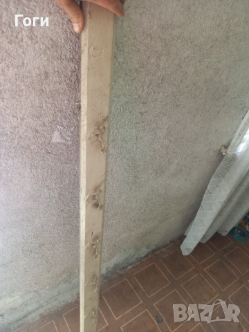 Старинна закачалка дървена 