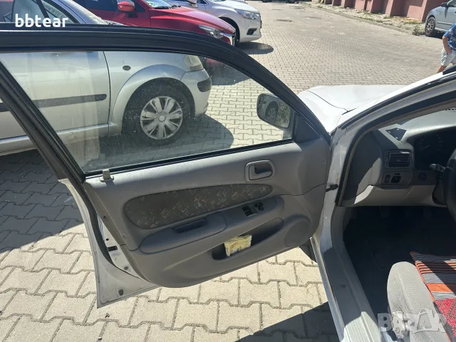 Toyota Corolla 1.3 , снимка 4 - Автомобили и джипове - 55508794