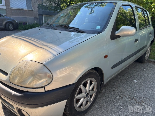 Рено Клио 2, 1,9dti, 2000г. , снимка 2 - Автомобили и джипове - 54430228