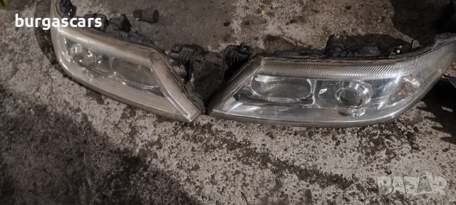 Фар ляв десен Renault Laguna II 1.8-115к.с. Бензин