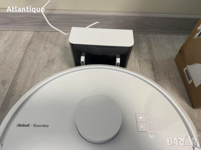 Прахосмукачка робот iRobot Roomba Combo 105 - 7000Pa [Бяла], снимка 3 - Прахосмукачки - 54492408