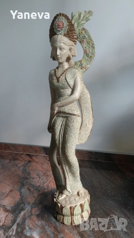 Балийска танцьорка в традиционни одежди. , снимка 6 - Статуетки - 53989268