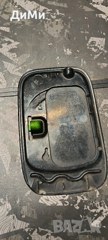 капак резервоар бмв е46 комби bmw e46, снимка 2 - Части - 54649296