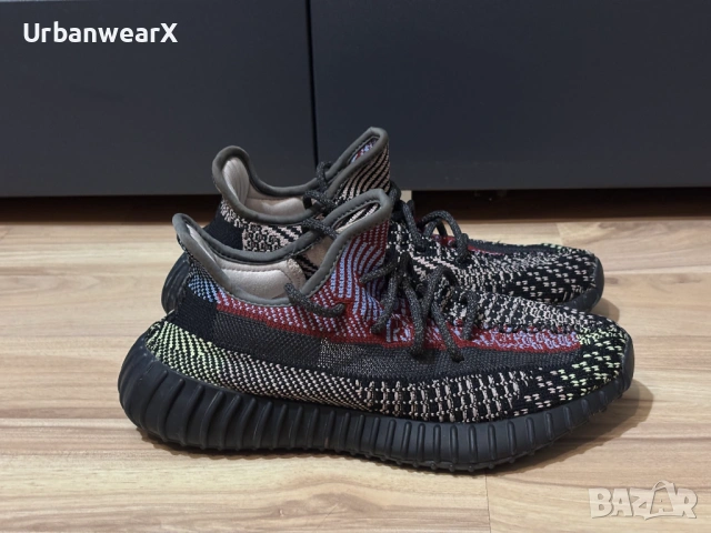 Оригинални Adidas Yeezy Boost 350 V2 Yecheil, снимка 7 - Маратонки - 54141650