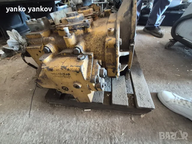 Хидравлична помпа за багер Cat 325., снимка 2 - Индустриална техника - 55501995