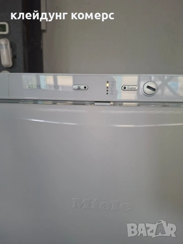 Фризер MIELE NO FROST вис.165см. 240л. А+++, снимка 3 - Фризери - 54969633