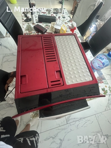 Кафе машина Delonghi Perfecta ESAM 5400, снимка 5 - Кафемашини - 55682082
