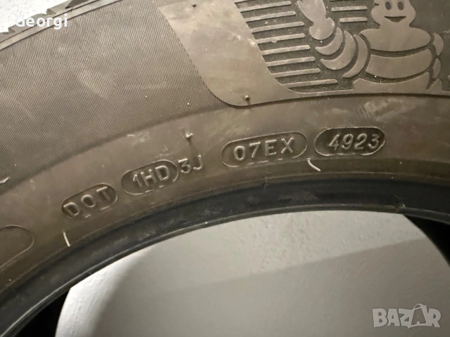 Гуми 235/55 R18 Michelin Primacy 4 DOT 4923, снимка 2 - Гуми и джанти - 54395084