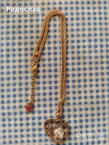 оригинално колие Guess