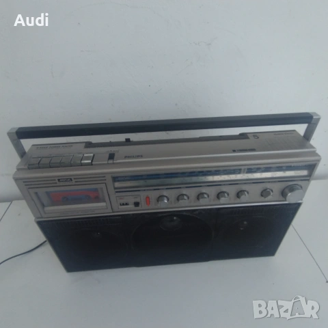Philips D 8444 METAL радио касетофон , снимка 2 - Радиокасетофони, транзистори - 55159175