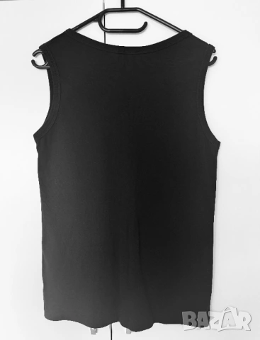 Потник Armani, снимка 3 - Корсети, бюстиета, топове - 54694450