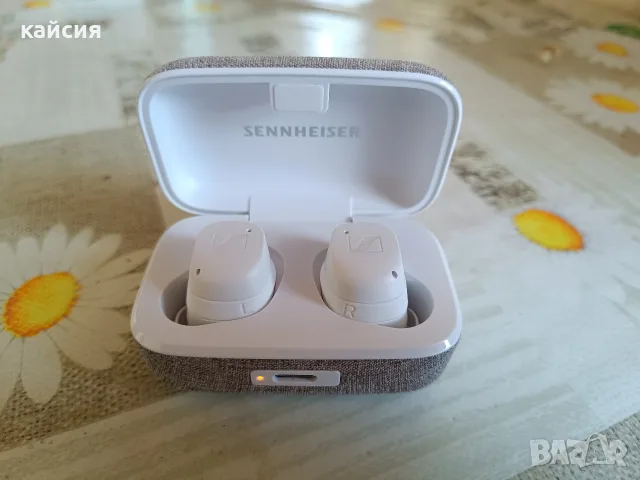 Слушалки Sennheiser momentum 4 , снимка 4 - Слушалки и портативни колонки - 55300042