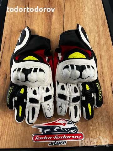 Кожени мото ръкацици ALPINESTARS GP-X,размер 2XL ,оригинални,като нови 95.84 лв. / 49 €