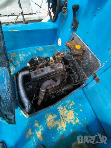 Продавам рибарска лодка с разрешително за стопански риболов, снимка 5 - Воден транспорт - 55316715