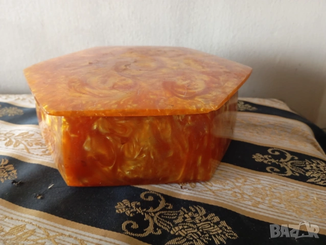 Винтидж кутия за бижута 