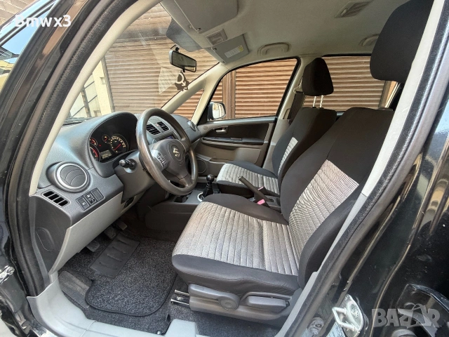 Suzuki SX4 Facelift 1.5i , снимка 10 - Автомобили и джипове - 54985998