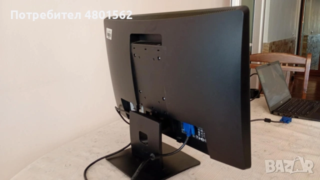 Монитор HP P223 22 инача - Като нов, снимка 4 - Монитори - 54243656