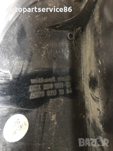 Горен десен светлоотразител задна врата за Mercedes Vito W639 (2004) A6398201964, снимка 2 - Части - 55230149