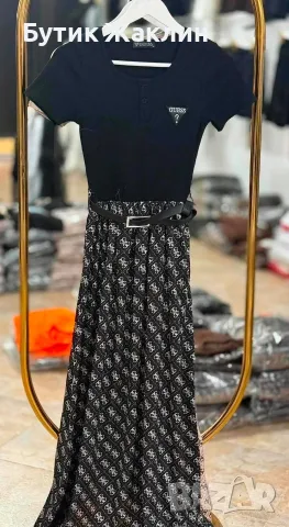 Спортно елегантна рокля  Guess, снимка 2 - Рокли - 55306357