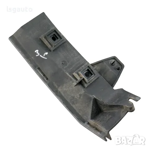 Десен държач задна броня Volvo V50 2004-2010 ID: 162715 OEM 30764180