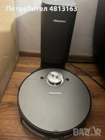 Робот прахосмукачка Hisense c автоматична станция