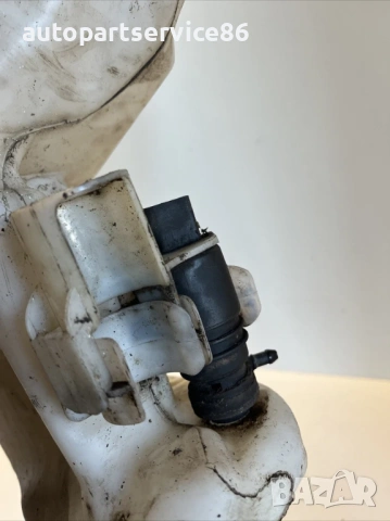 Резервоар за миене на предното стъкло за Mercedes CLS W219 (2009) 2118603660, снимка 2 - Части - 54040552