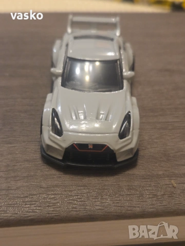 Hotwheels Nissan 35 GT-RR, снимка 2 - Колекции - 54478823