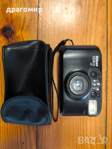 Nikon Zoom 200 AF