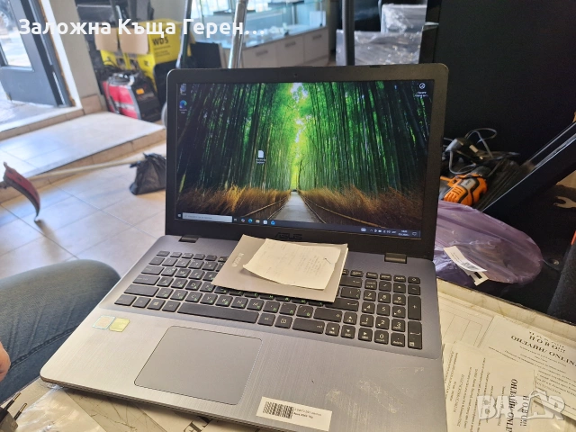 Лаптоп Asus X542, снимка 5 - Лаптопи за дома - 55219197