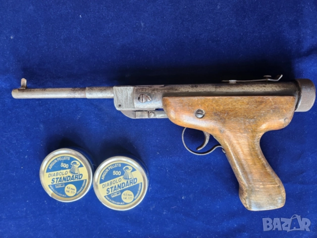 въздушна пушка CZ -Чехия SLAVIA 625,cal.4,5 mm,неизползвана+10 кутийки чашки и пистолет Slavia ZVP, снимка 8 - Въздушно оръжие - 52902789