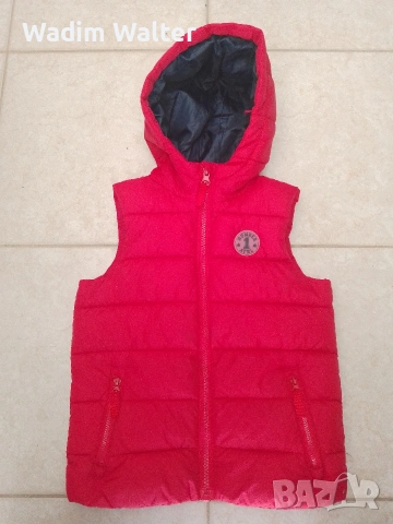 Детска изолирана жилетка без ръкави с качулка