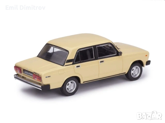 Моделче на Лада-2105 в мащаб 1:43, снимка 3 - Колекции - 54528622