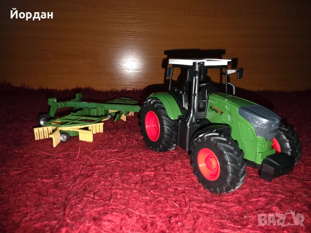 Трактор декорации, играчки, снимка 5 - Коли, камиони, мотори, писти - 55090905