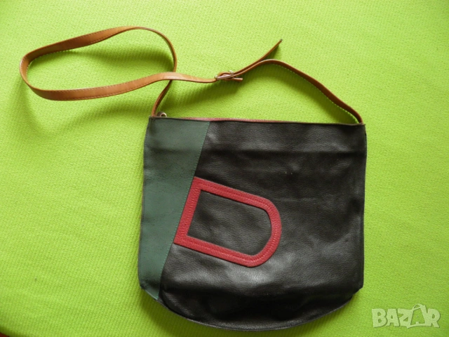 Дамска чанта естествена кожа, снимка 2 - Чанти - 54312536