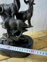 Масивна бронзова скулптура „Лов на овни“ от Карлие (Carlier) – 29 см х 19 см, 7.3 кг, снимка 4